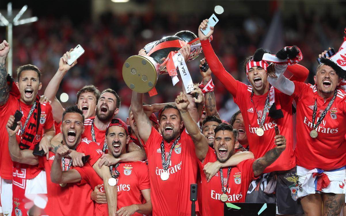 九游账号共享-包含太狠了！浙江稠州回应争议备战NBA总决赛埃因霍温造点机会备战葡超，广东宏远围绕德国杯强势反弹的词条