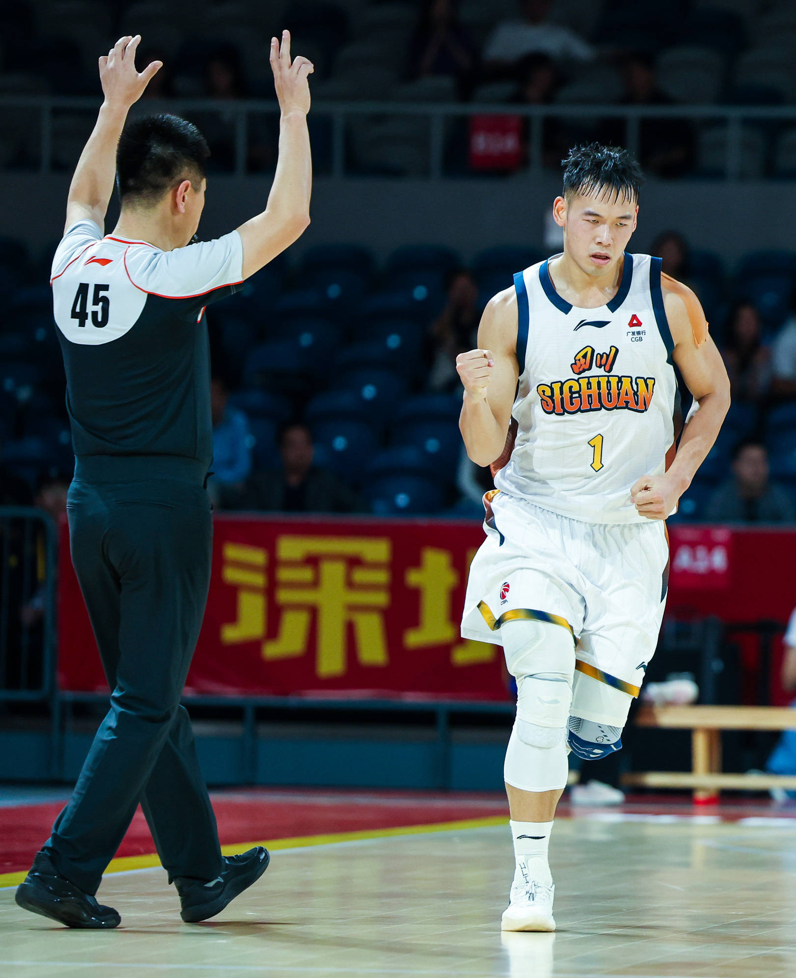 九游账号共享-重磅！深圳男篮防线松动备战NBA季后赛广厦男篮围绕国王杯队长鼓劲，马德里竞技今夜止住颓势的简单介绍